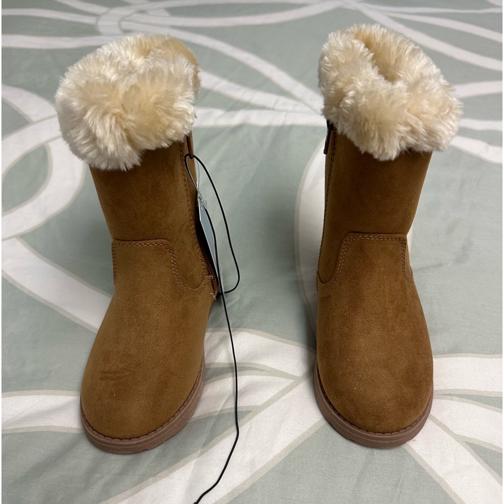 Brand new with tags girls tan furry boots.